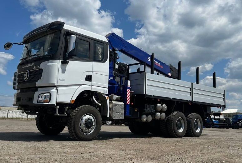 Бортовой автомобиль Shacman X3000 с КМУ DongYang SS2036